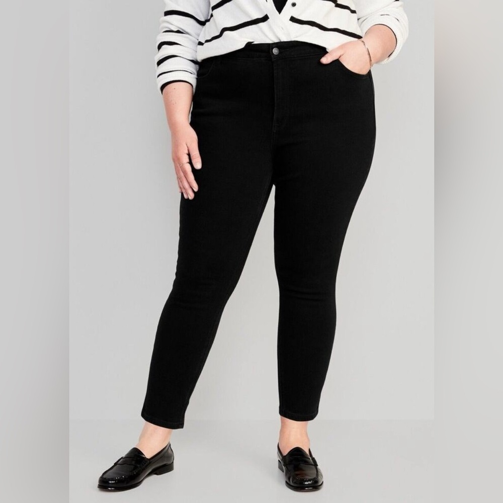 ✨NEW✨ Old Navy Women's High Rise Rockstar Black Super Skinny Jeans - Picture 1 of 7